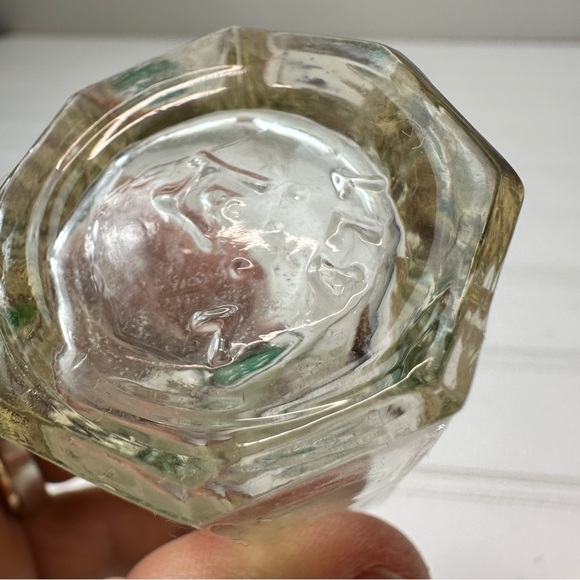 Hazel Atlas Vintage Salt and Pepper Shaker Set with Teal Lids - Picture 6 of 10